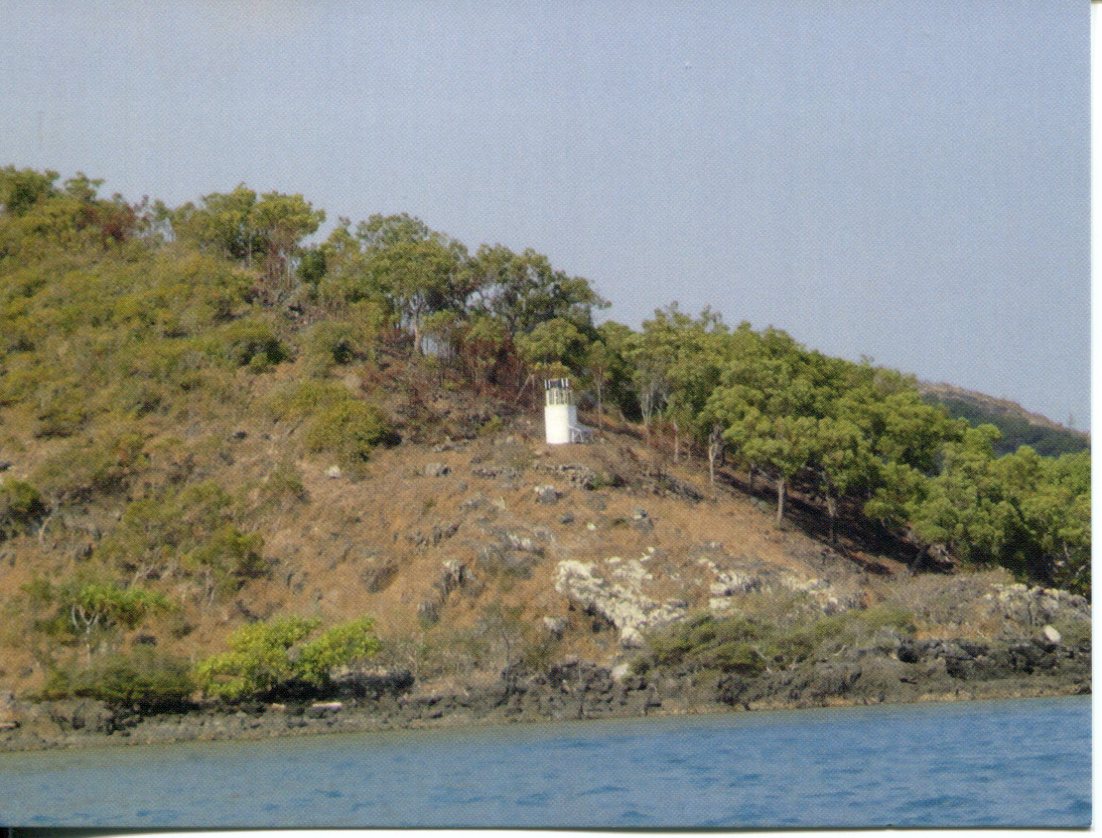 Queensland Lighthouse - Hammond Island - Click Image to Close